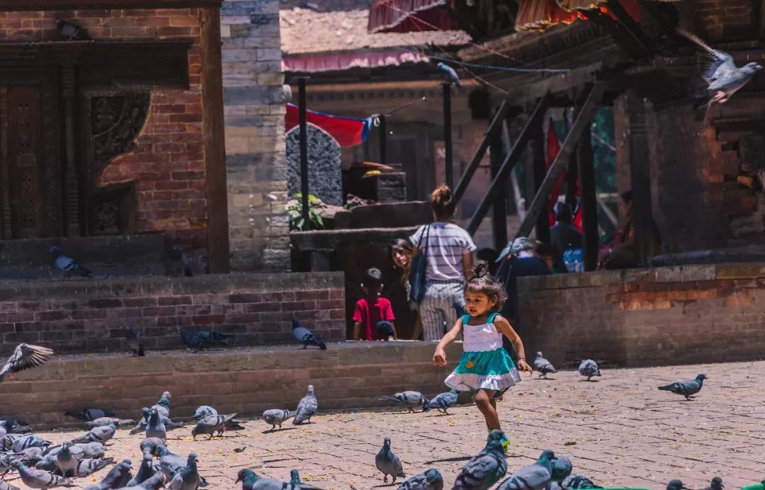 *局骗**和微笑,3000元带你体验双面尼泊尔