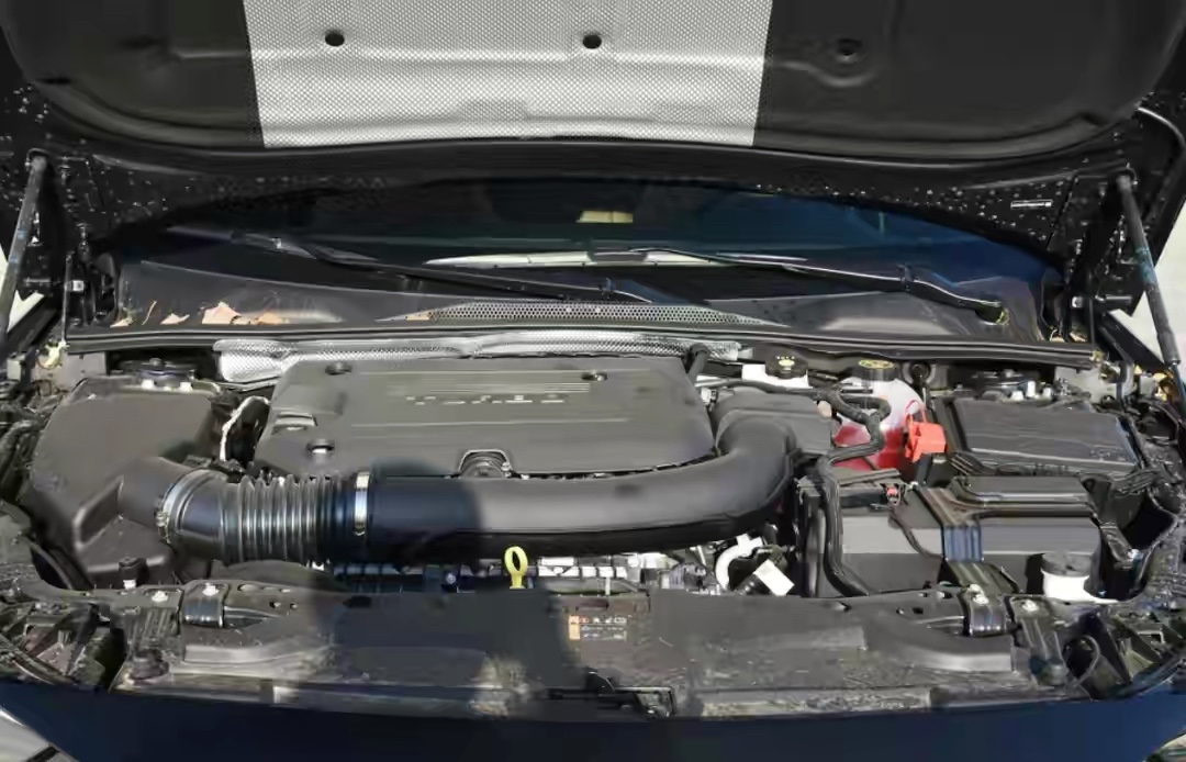 别克君威1.5t对比现代索纳塔1.5t,2022款别克君威1.5t豪华版落地价