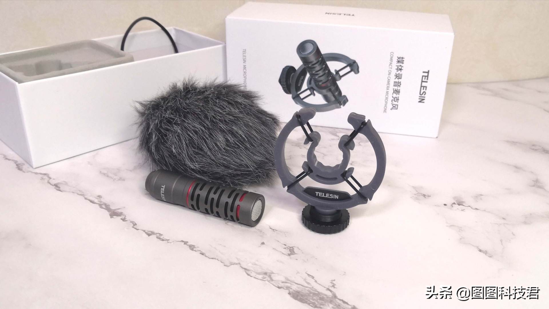 初入摄影器材,初入摄像用啥摄像机