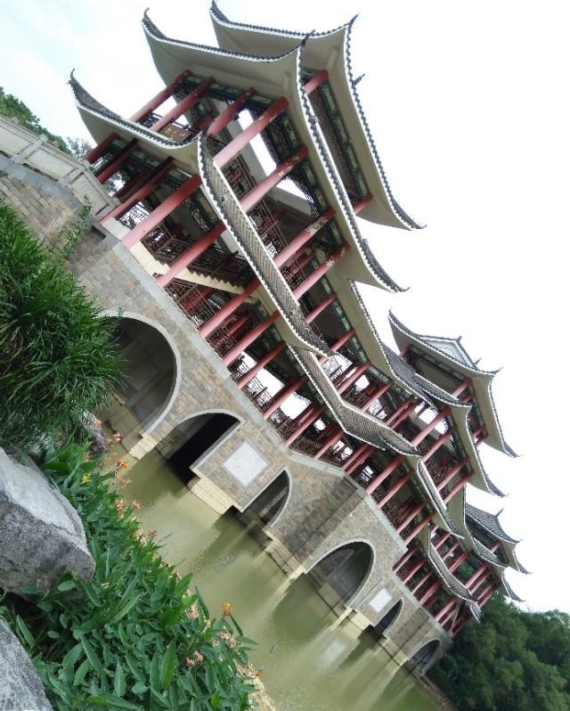 南宁狮山公园以前是尸山吗,广西南宁狮山公园现状