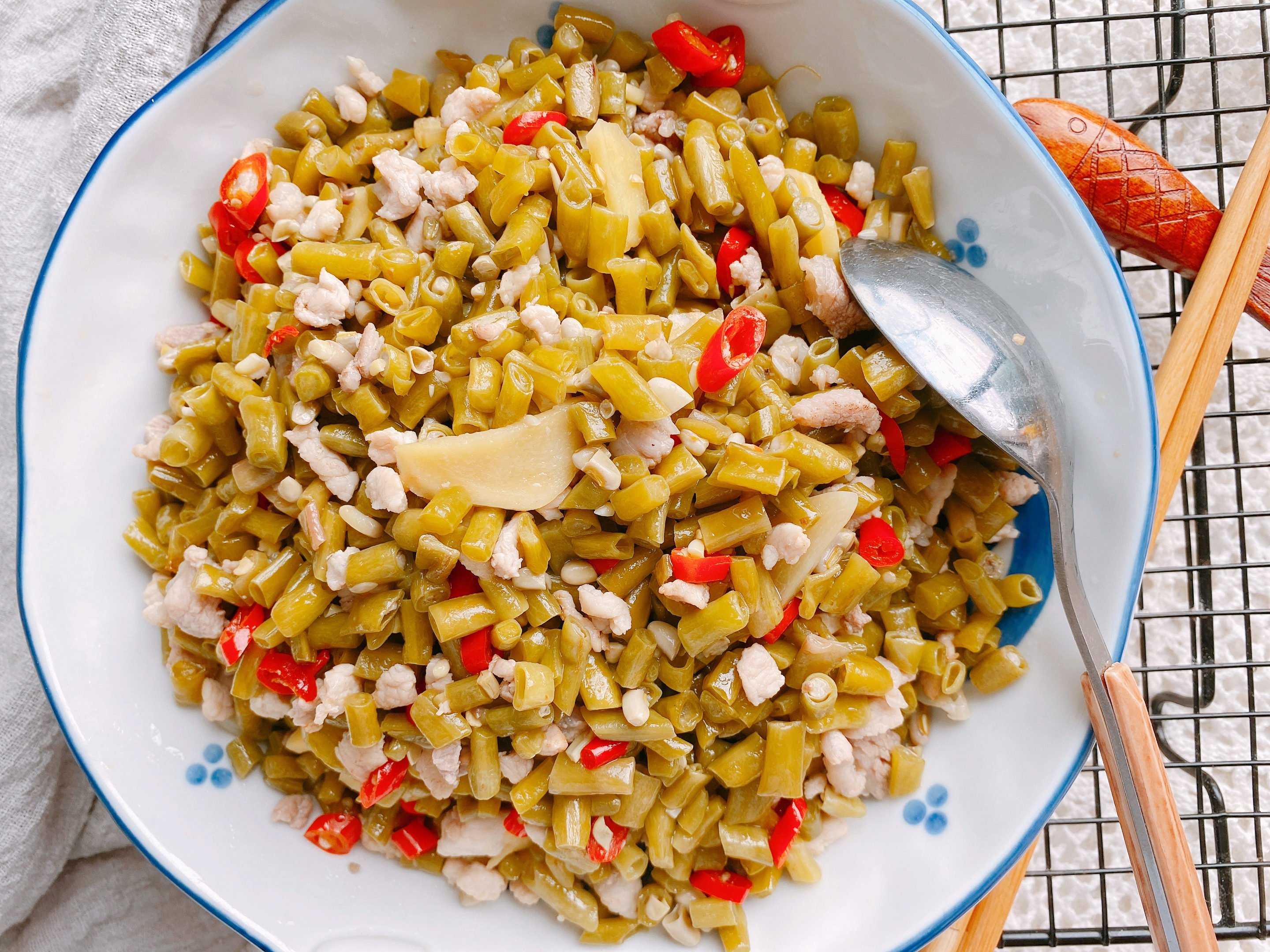 快速自制酸豆角的腌制方法大全,酸豆角怎么腌制才会又脆又好吃