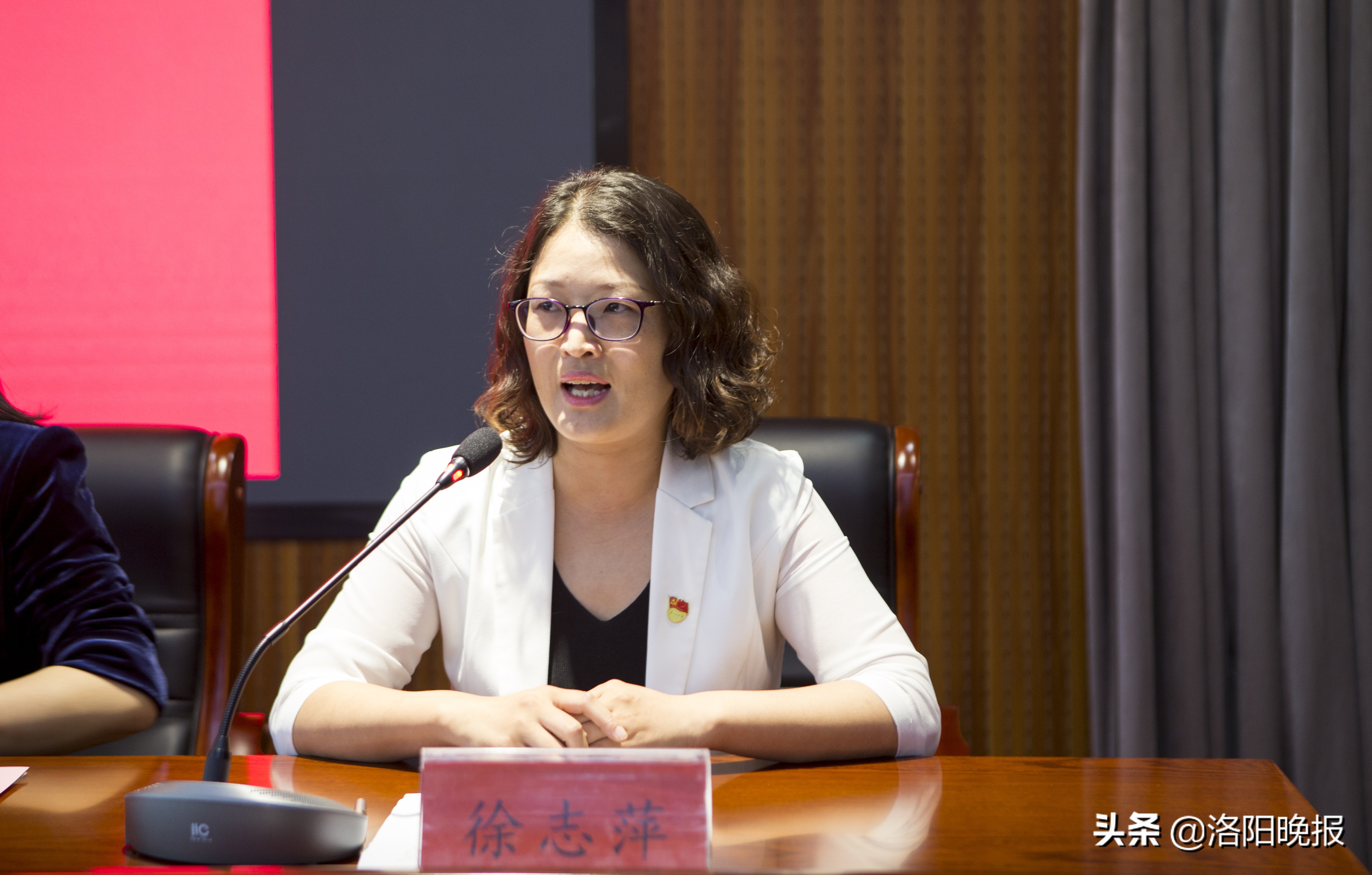 洛阳市两优一先表彰大会,向榜样学习全国两红两优光荣榜