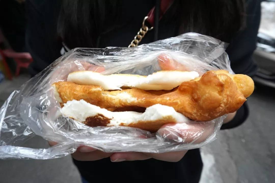 一天只卖4小时的米饭饼,去晚了可真吃不到!