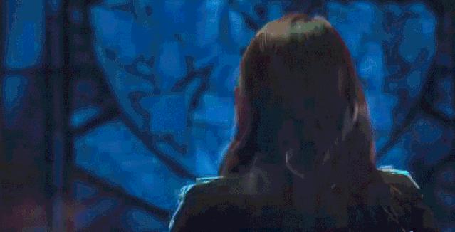 女团发型教程简单漂亮,女团发型甜酷风格戴大蝴蝶结