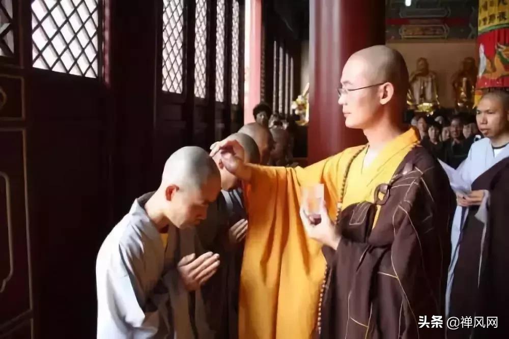 一失恋就出家？少侠且慢！我们先听法师讲讲出家是怎么一回事