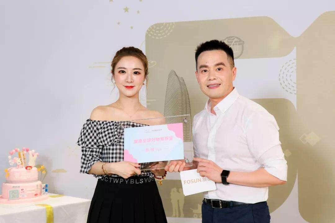 薇娅睫毛膏防水纤长卷翘加密加长,薇娅2019业绩