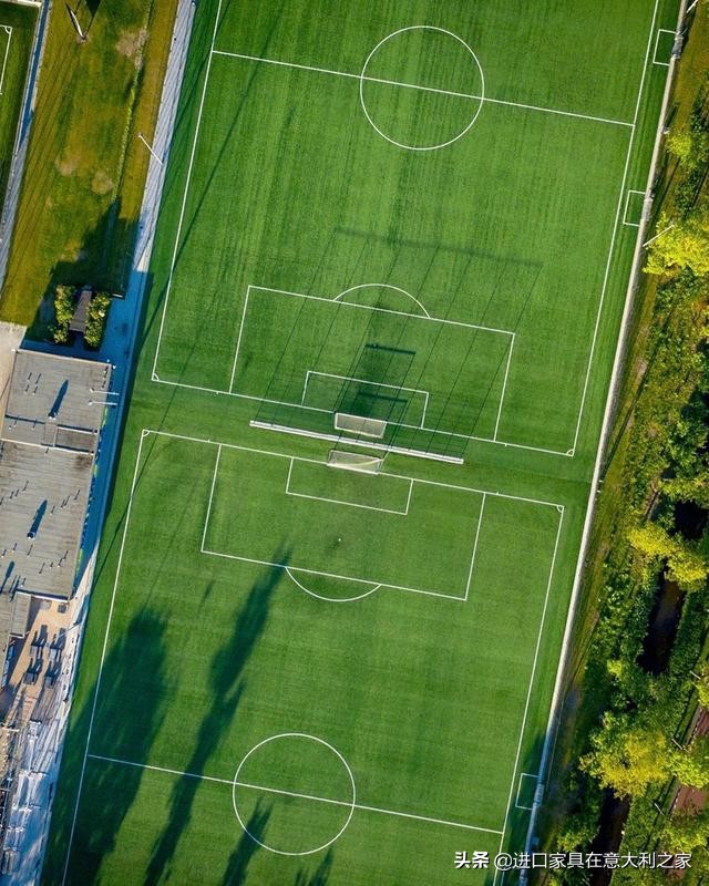 世界十大足球球星排名榜,当今世界十大足球巨星