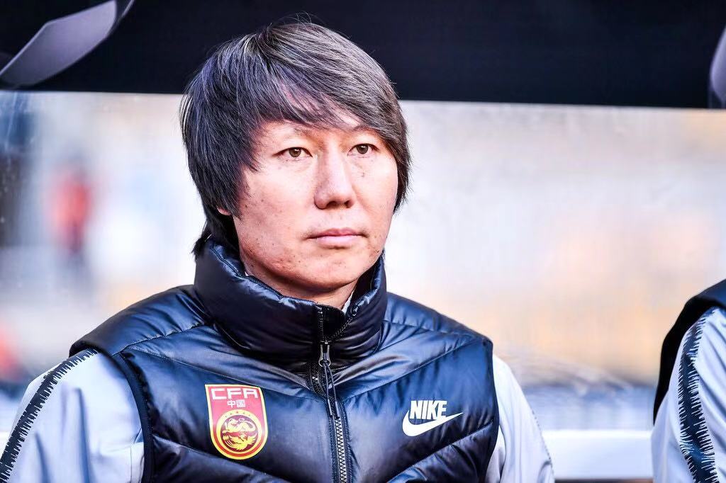 英超教练中国,英超名哨名单