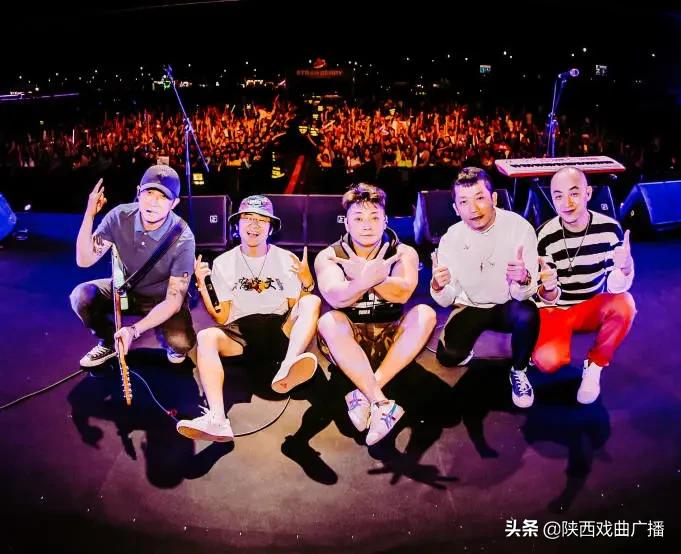 黑撒有没有关于西安方言的歌,陕西方言歌曲黑撒