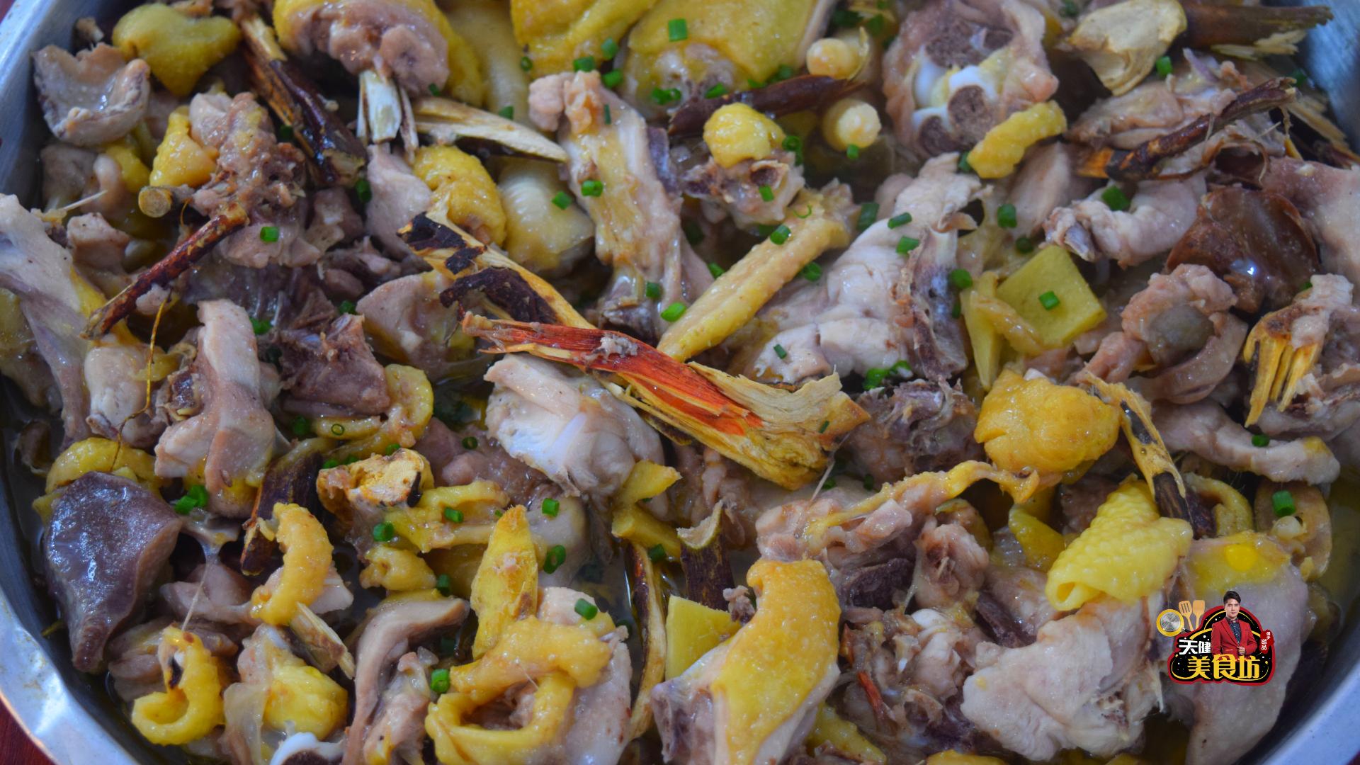 五指毛桃煲土鸡茯苓灵芝汤,五指毛桃蒸鸡肉