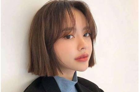 适合圆脸长脸发量多的发型,大圆脸女生适合的减龄长发型图片