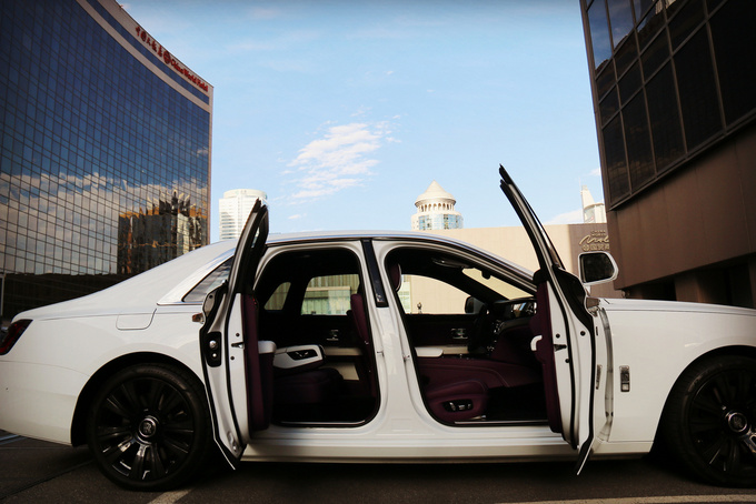 全新一代劳斯莱斯古思特,豪华180评测