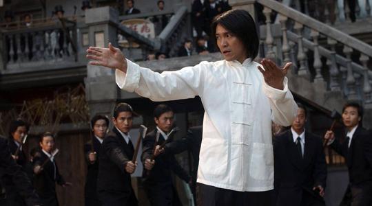 李连杰成龙谁在好莱坞的地位高,成龙周星驰李连杰唯一合作电影