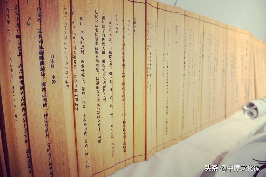 赵姓为什么百家姓排名第一,中国百家姓为什么赵是第一个呢