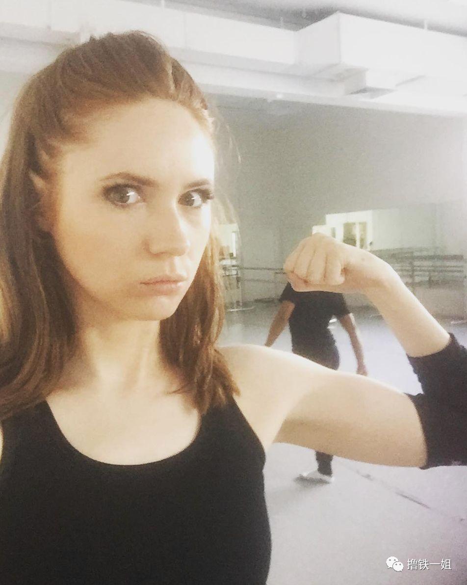 复联四寡姐和鹰眼,复联4寡姐惊艳全场