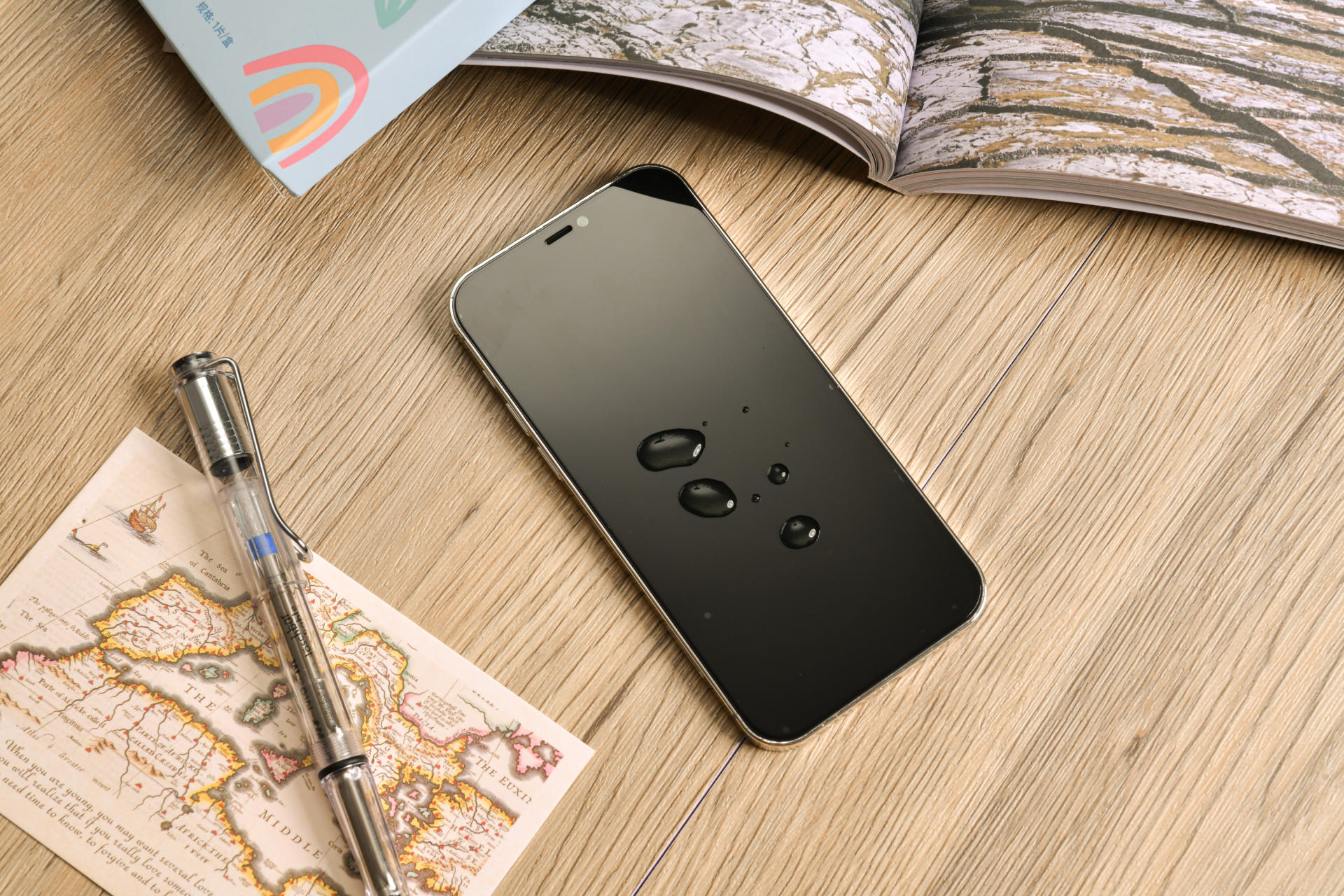 防蓝光绿膜和蓝膜怎么选,眼镜防蓝光和绿膜哪个好