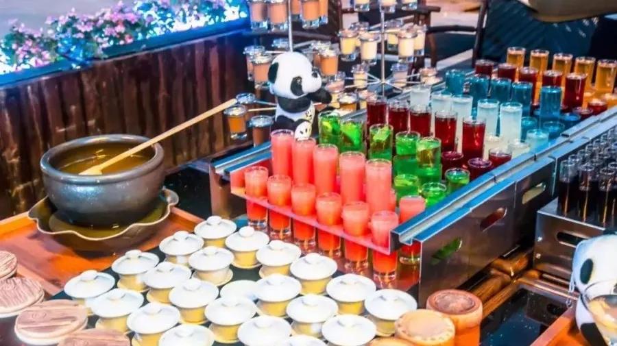 南宁夜景网红打卡鸡尾酒酒吧,超燃酒吧南宁