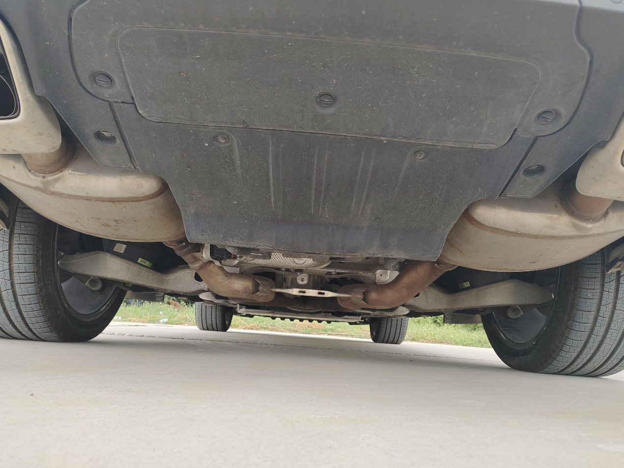 试驾全新路虎揽胜运动版顶配车型,路虎揽胜试驾车多少钱