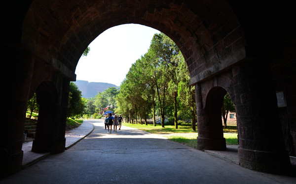 徐霞客游赣第一站在哪里,徐霞客游记江西第一站在哪