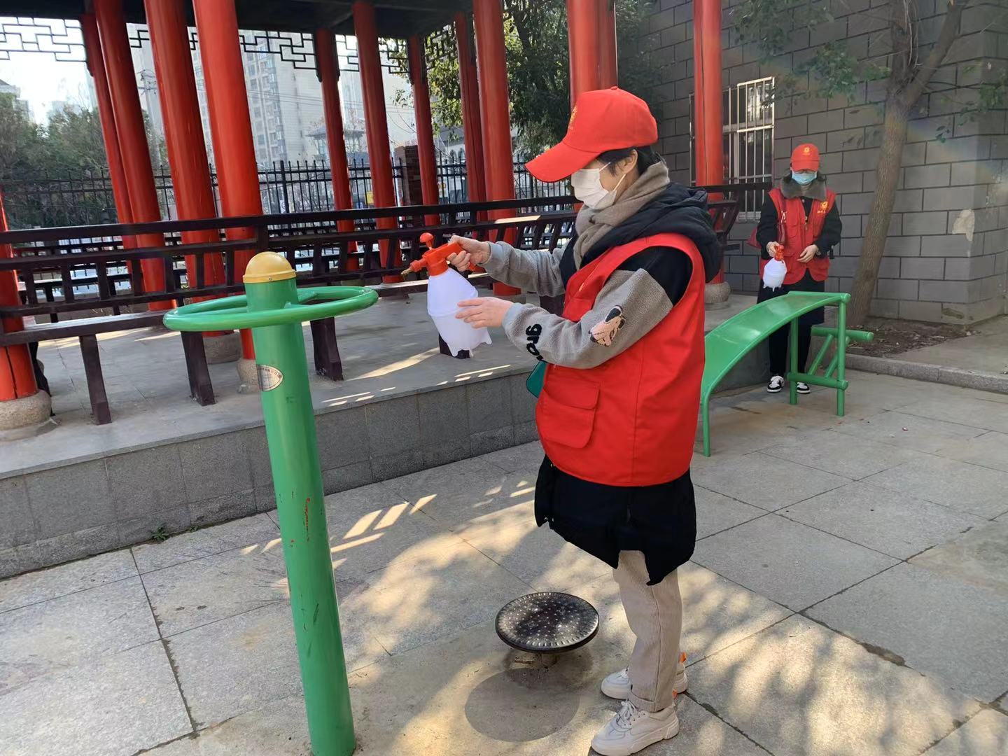 疫情当前巾帼不让须眉——记施集学校项叶玲老师战斗在疫情一线的先进事迹