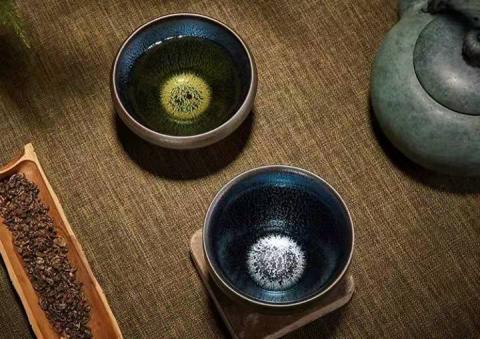 建盏茶具泡什么茶好喝,茶器那么多为什么建盏别具一格