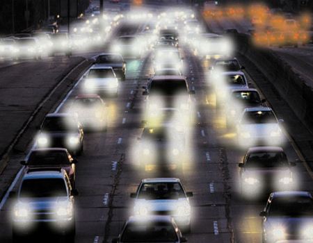 视力眩光对比图,眩光夜间视力差