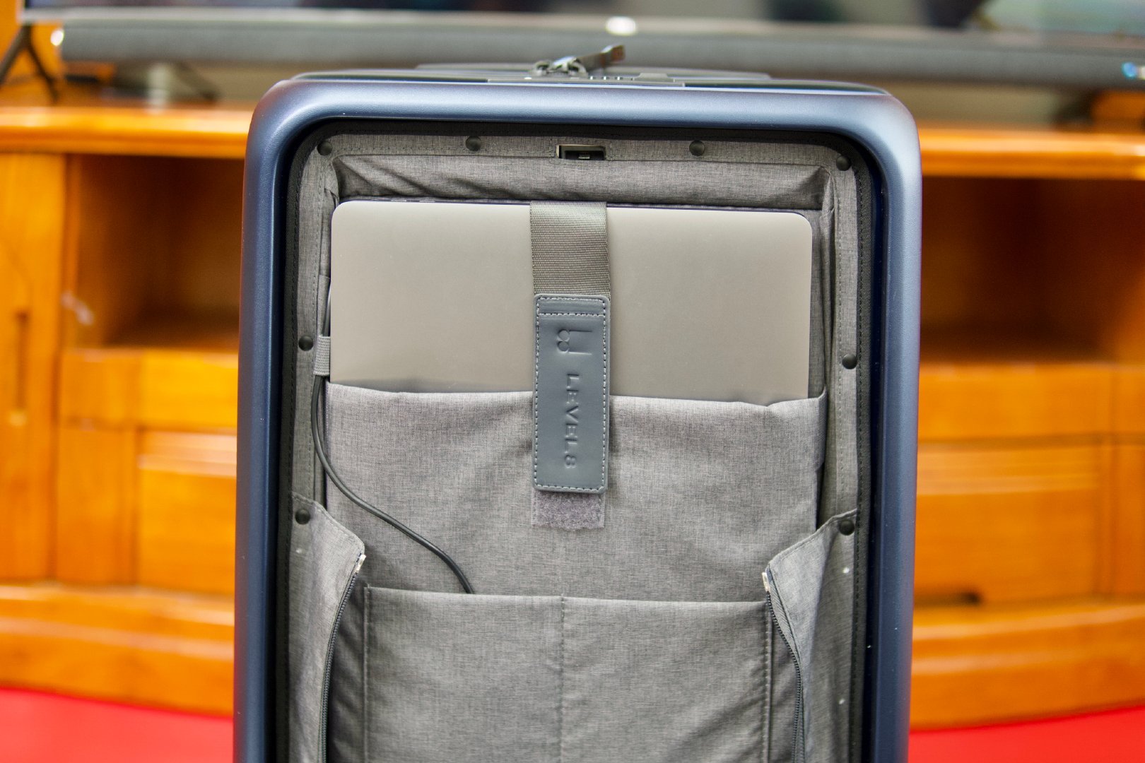 地平线8power号登机箱测评,地平线八号旅行者登机箱