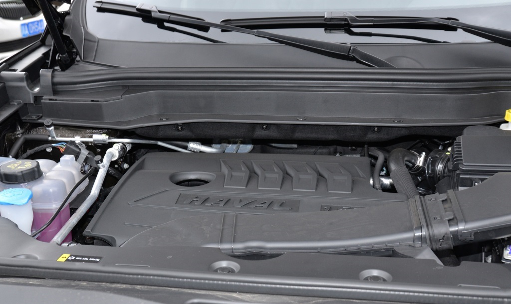 哈弗h6第三代最新改款,第三代哈弗h6又改款