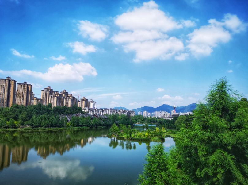 重庆大学城和重庆江北哪个位置好,重庆大学城再建5个公园