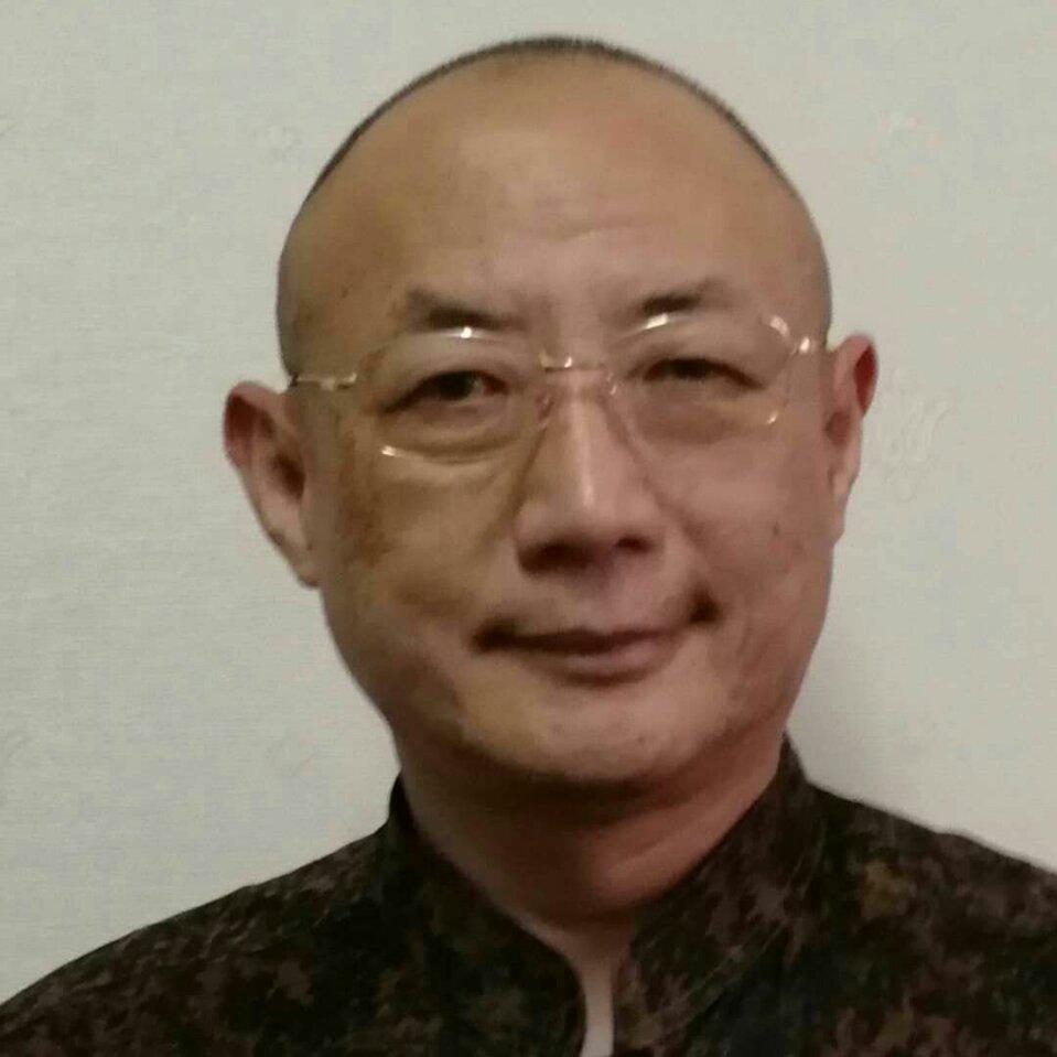 野草诗社理事会向全体诗友和关心、支持诗社的社会各界朋友拜年！