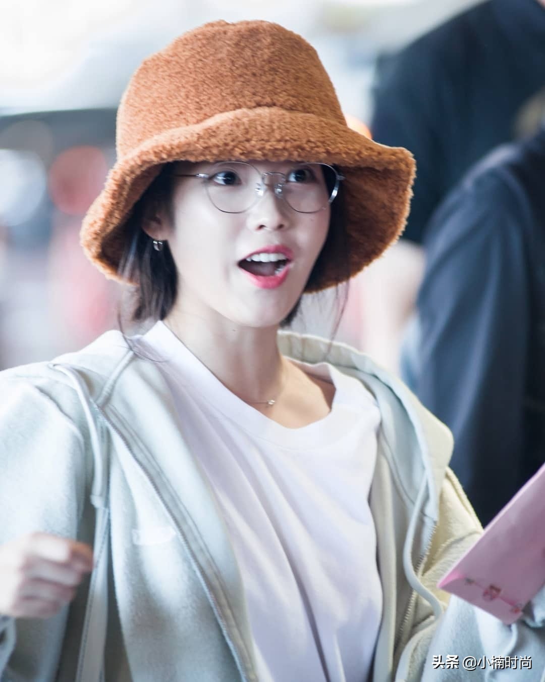 泫雅iu同款,韩星戴的帽子