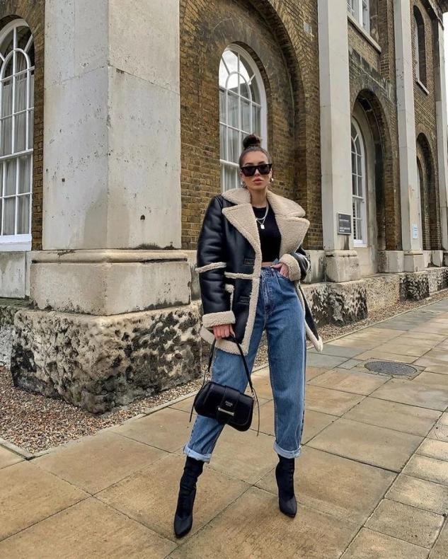 呢子大衣和皮大衣哪个暖和,羊毛大衣与皮大衣哪个好看