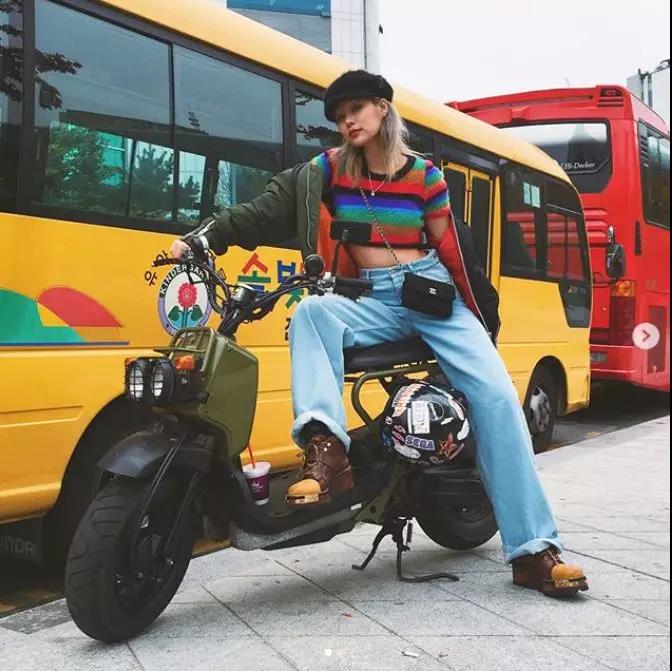 GD的好闺蜜凭又颓又丧的气质，成潮流圈掌上明珠，颜值一般也圈粉