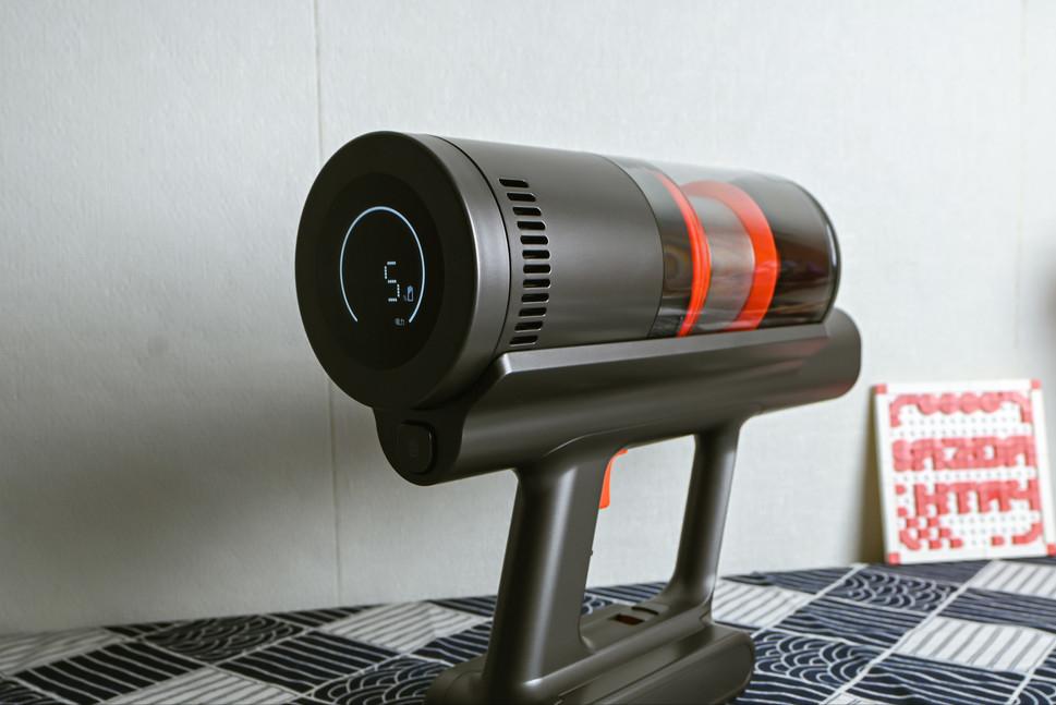 顺造Z11Max吸拖版“主动断发”吸尘器值得买吗？（附：戴森对比）