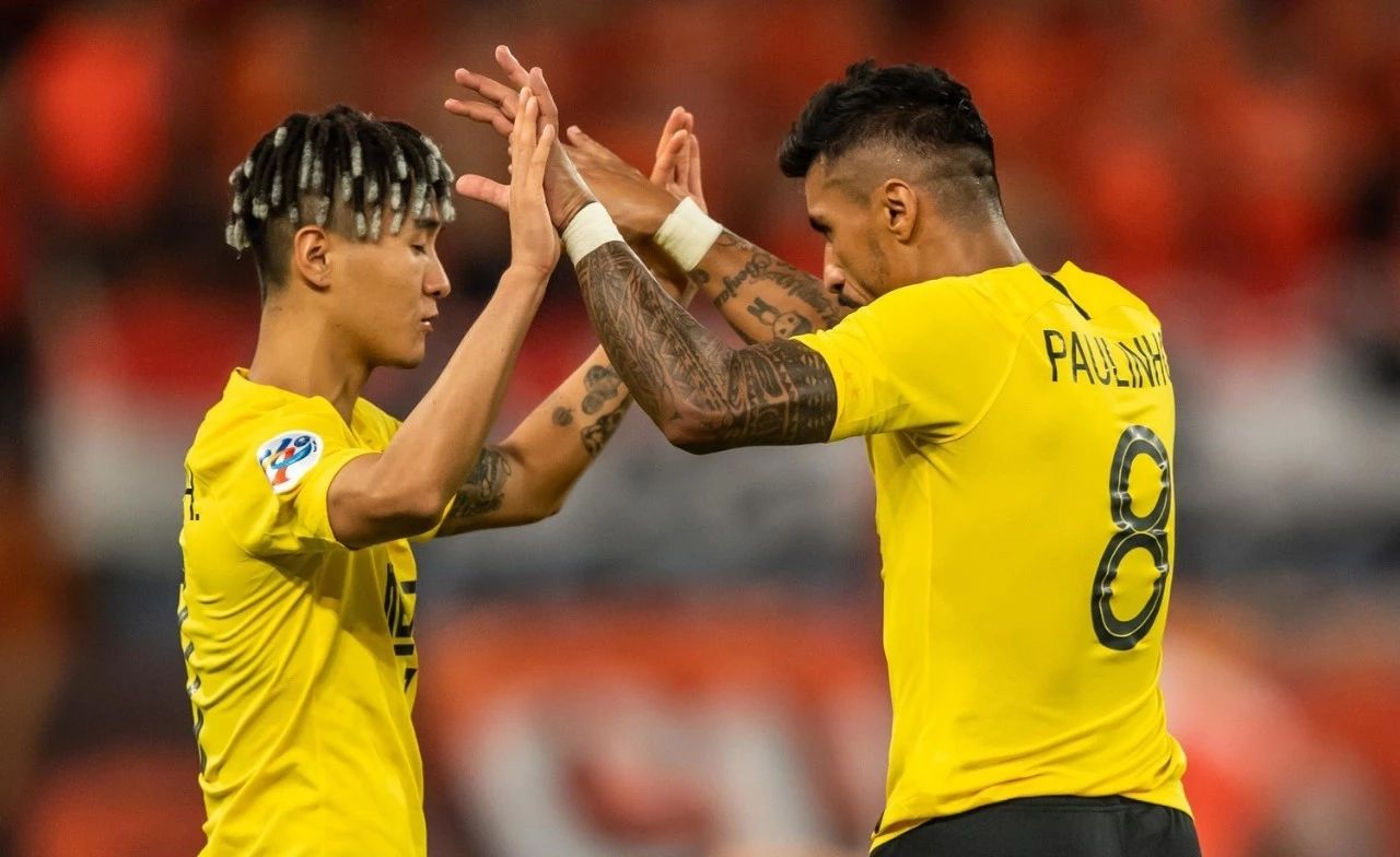 韦世豪郑智教学,韦世豪教会了我们什么