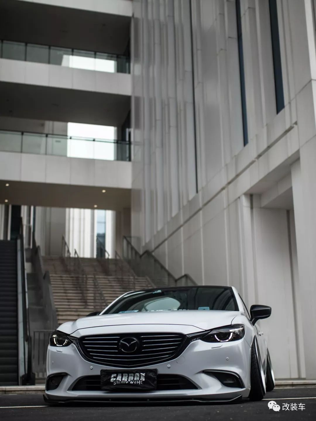 优美的线条暗藏着什么动机？