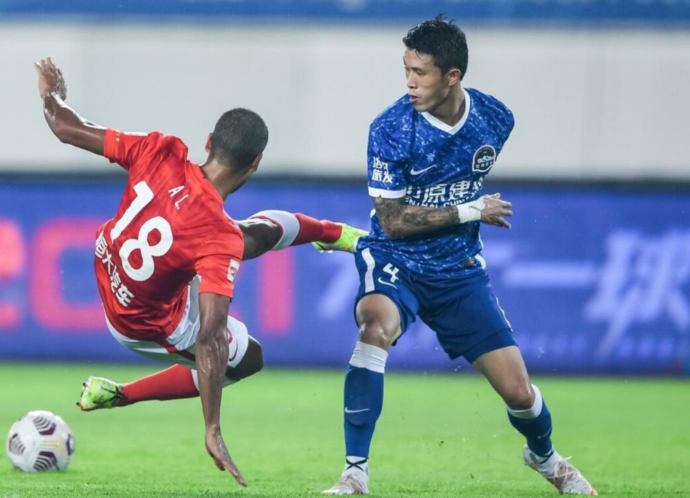 全华班恒大对国安集锦,全华班战胜中超球队