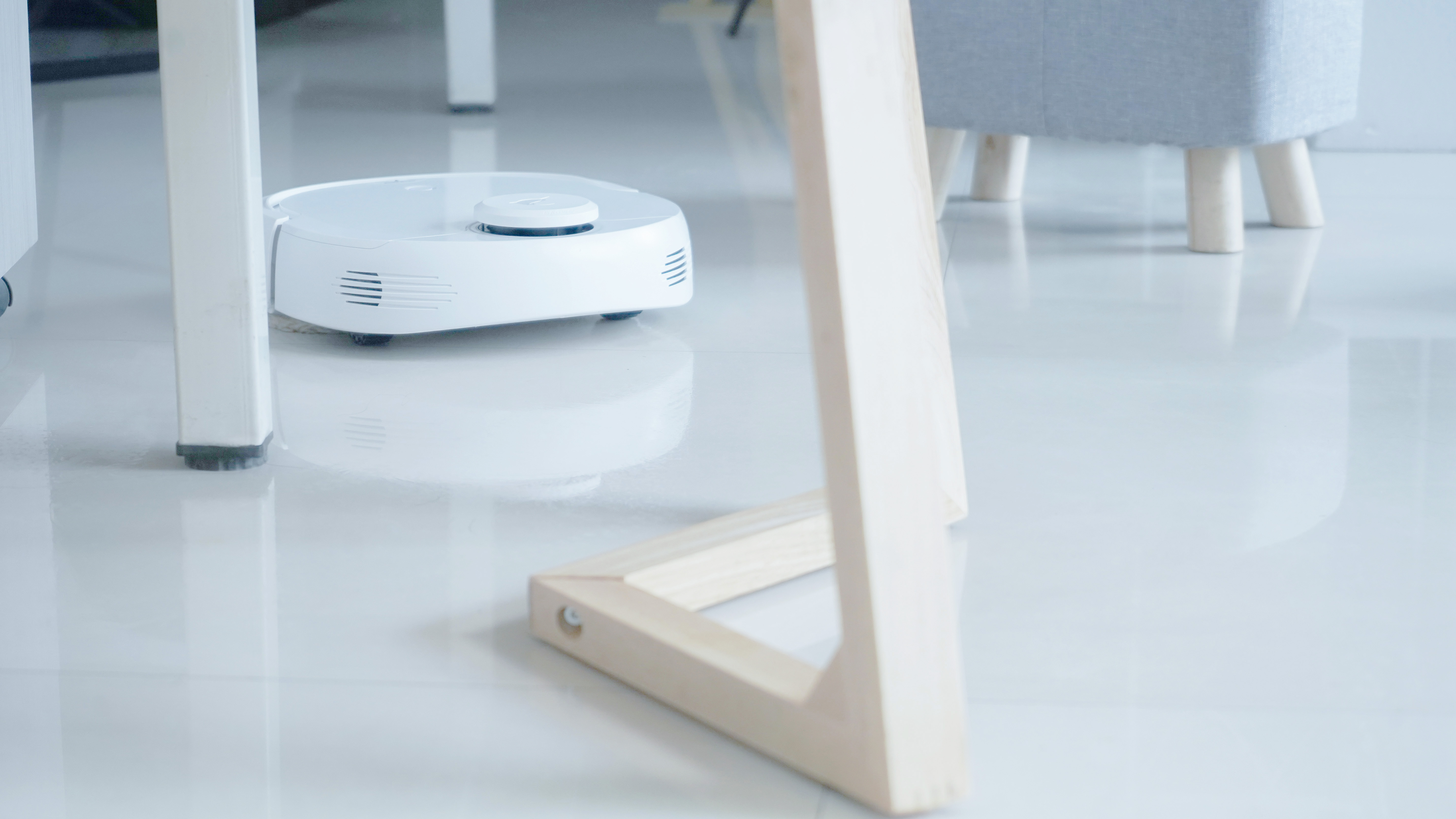 扫地机器人解放劳动力,会扫地的机器人