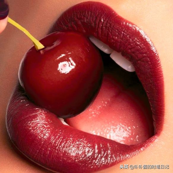 好物分享一款不掉色不沾杯的口红,好物爆款口红