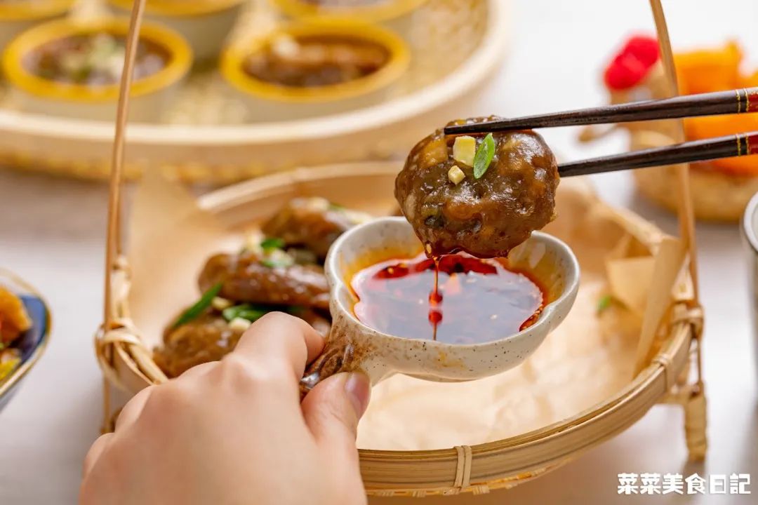 偷师自20年老店！这肉我都论盆吃，太美味了