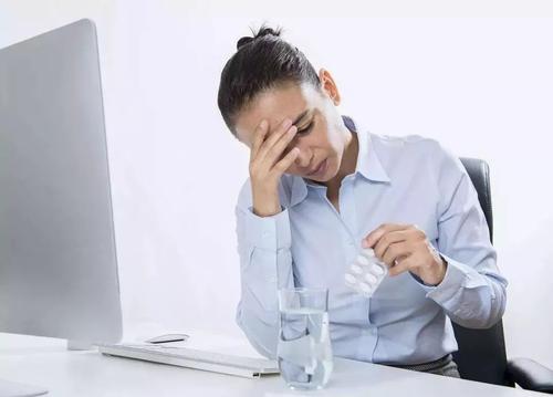 胃像刀剜一样疼,胃痉挛和胃脘痛