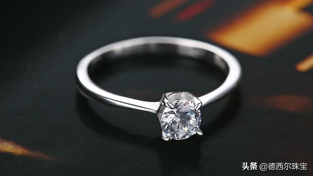戒指多大的比较合适,多大的戒指圈号比较好看