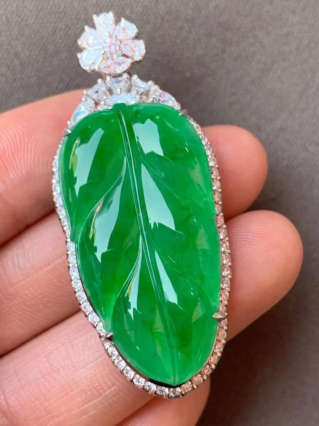 翡翠为什么不给估价,买翡翠回来讲究什么呢