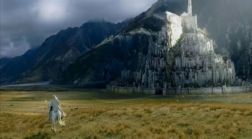 25年前9分神作,9.5分高分神作抨击现实