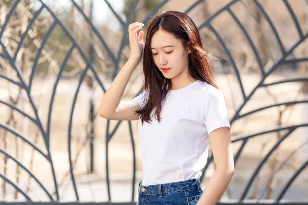 不怕水洗的重磅t恤,白小t防污t恤不怕脏