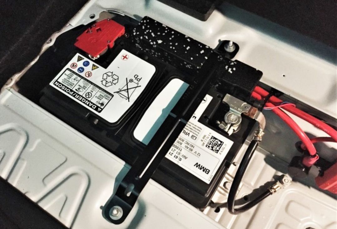 秒懂车电瓶保养,小白应该如何保养车辆电瓶