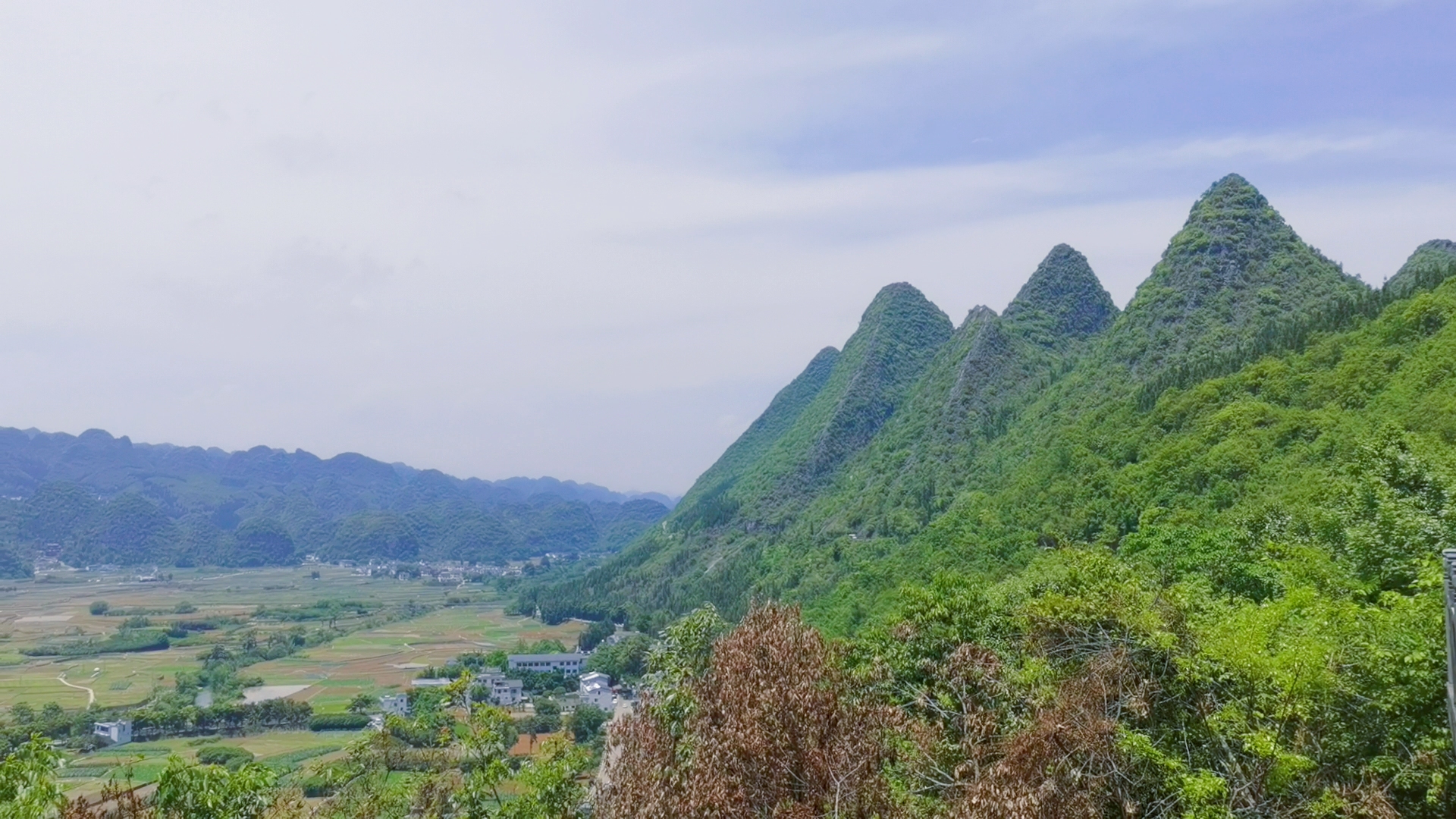 万峰林一手好牌，却没打好，这个4*级A**景区始终无法跨越的鸿沟