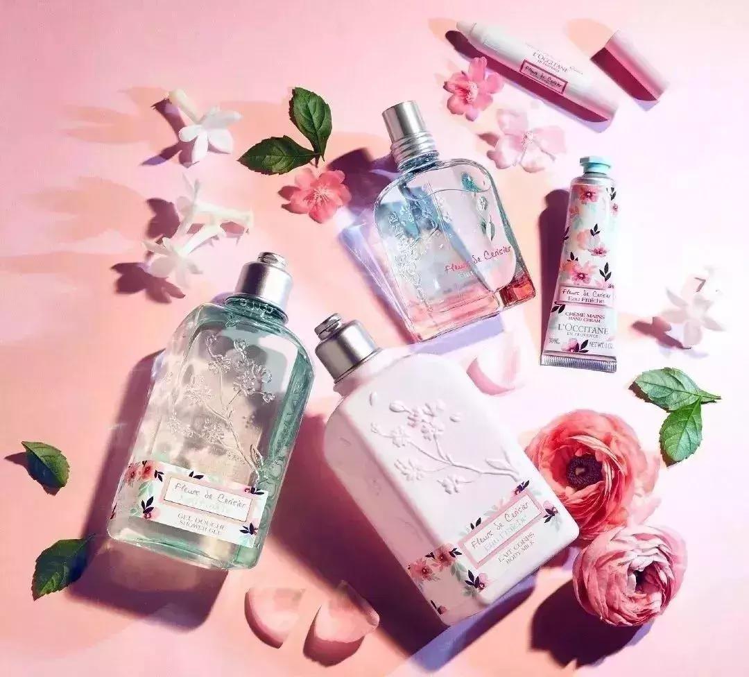 樱花春季居家搭配,樱花里的最美穿搭