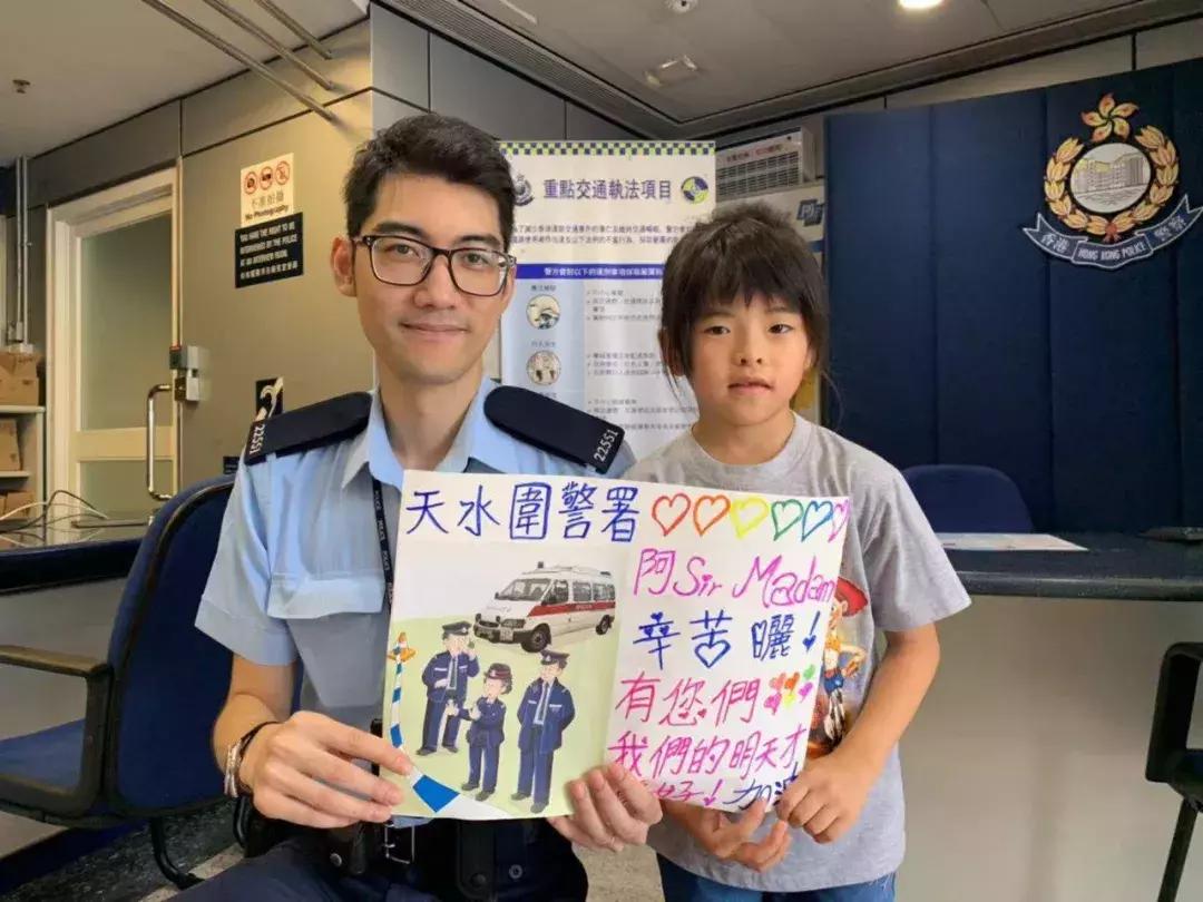 港媒采访香港的内地人 (港媒报道在香港的内地人)