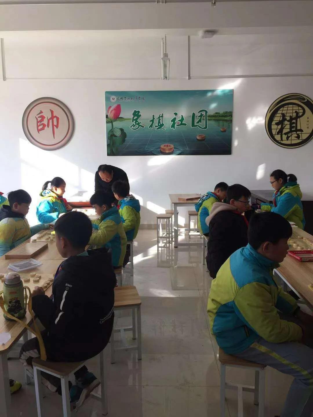 成功不怕晚，信心最重要——安徽亳州学院附属学校象棋之路